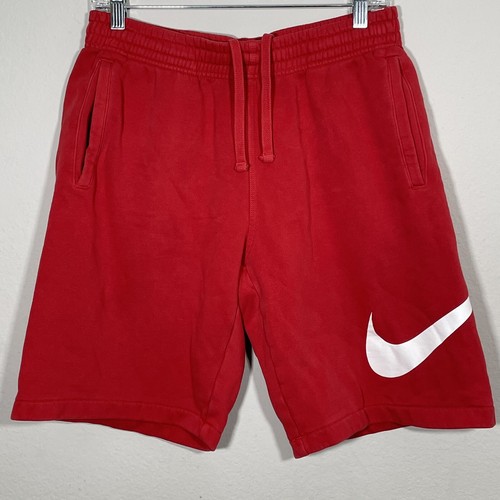 Nike Sportswear Club Red Fleece Graphic 