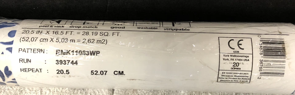 Papel pintado pelar y pegar azulejos mediterráneos Roommates, 20,5" X 16,5 pies, azul - Foto 3 de 4