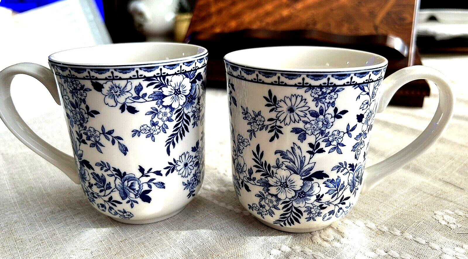 JOHNSON BROS. CHINA TEA CUPS - 2009 "DEVON COTTAGE" PATTERN - ENGLAND - NEW
