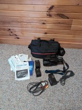 Sony CCD-TR65 Video 8 HandyCam With 2 Batteries Charger Bag Parts/Repair