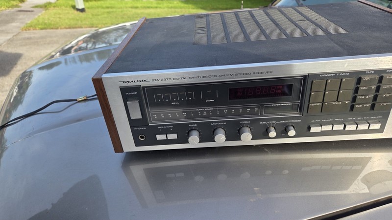 Vintage Realistic STA-2270 Digital Synthesized AM/FM Stereo Receiver