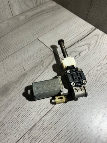 BMW 7ER E65 SITZVERSTELLMOTOR VORNE LINKS 0390201989 OEM