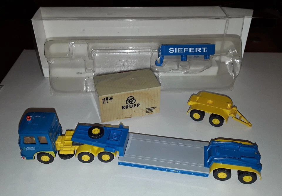 Wiking ähnl. 050402 MAN Tiefladesattelzug SIEFERT umgesteckt - Bild 3 von 4