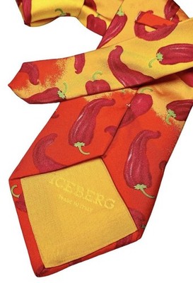 Iceberg Vintage Tie Silk Red Chili Pepper Print Rare Piece Tie Silk 9.5 Cm