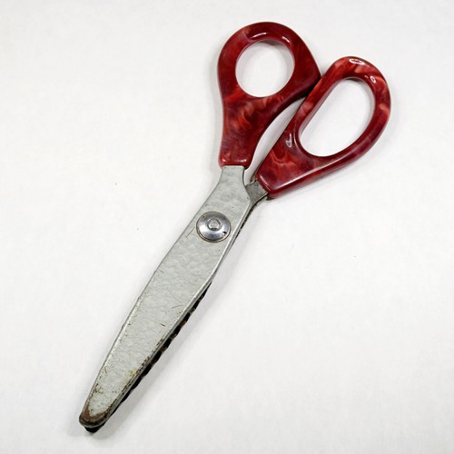 Antelope Pinking Shears Vintage 1950s Bakelite Handle Sewing Scissors - Picture 4 of 4