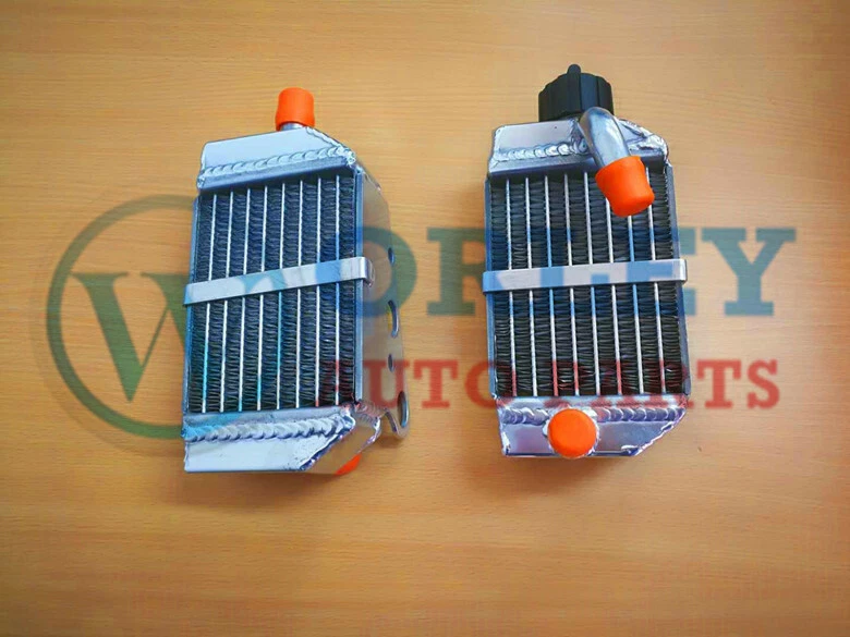 Radiador apto KTM 50 SX SXS MINI LC 50cc 49cc 2012-2020 izquierda derecha y manguera naranja Foto 2 de 4