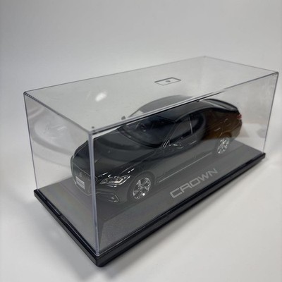 【非売品】CROWN ミニカー XCARTOYS 1/64 CUSTOM TOYOTA CROWN GEN.7 + FIGURE Y51-08