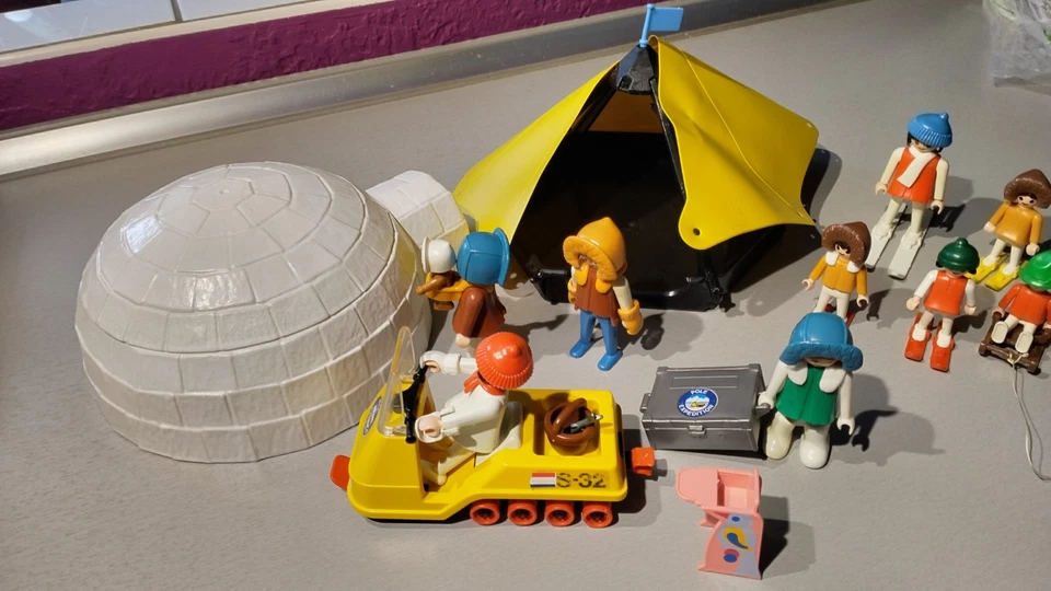 S3 LOT PLAYMOBIL IGLOO EXPEDITION ARCTIQUE POLE NORD TENTE MOTO NEIGE ESQUIMAUX - Photo 1/4
