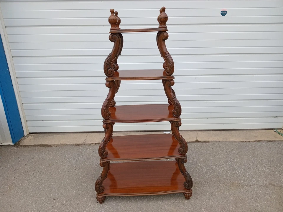 Estantería/estantería vintage de 5 niveles tallada en nogal Etagere Foto 2 de 4