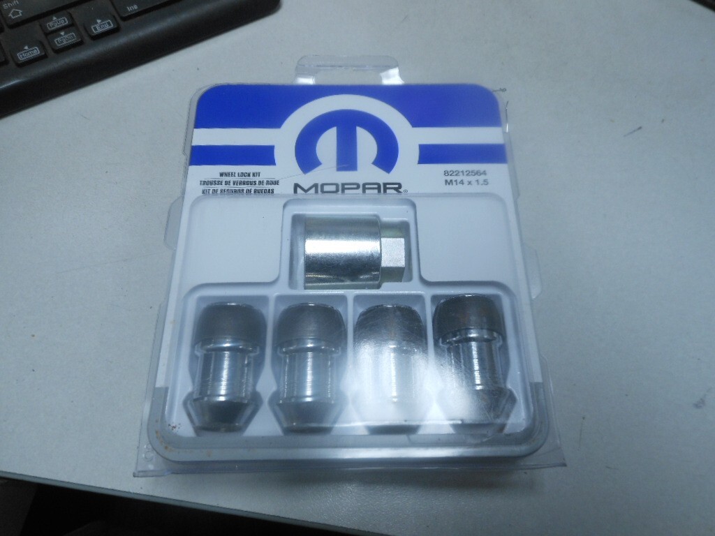 2011-2022 Dodge Durango NOS Mopar Wheel Lock Kit 82212564 | Mopar