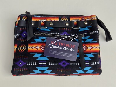 Nu Trends Signature Collection Printed Fleece Crossbody Purse Hand Bag 