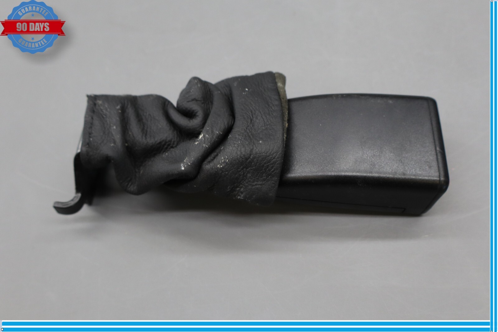 Maserati Quattroporte 2014-2022 Rear Left Seat belt buckle