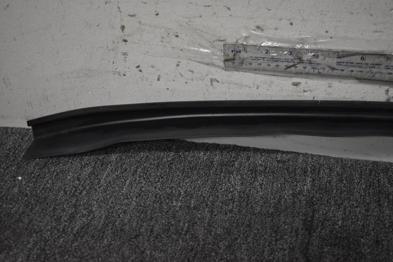 2014-2016 MASERATI GHIBLI BOOT CABLE GUIDE FACTORY OEM