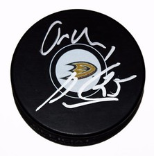 ONDREJ KASE SIGNED ANAHEIM DUCKS Puck NHL STAR CZECH HOCKEY AUTOGRAPHED +COA