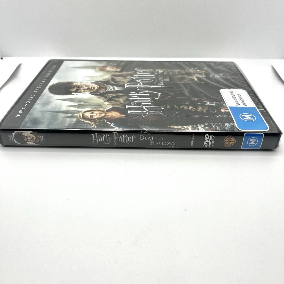 Harry Potter And The Deathly Hallows : Part 2, Two Discs Special ED, Region 4 - Image 3 of 4