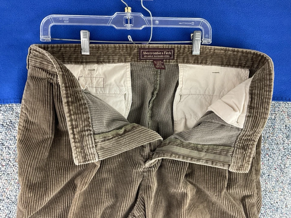 Pantalones De Colección Abercrombie And Fitch Para Hombre 38x30 Marrón Plisado Pana Pierna Ancha Foto 3 de 4