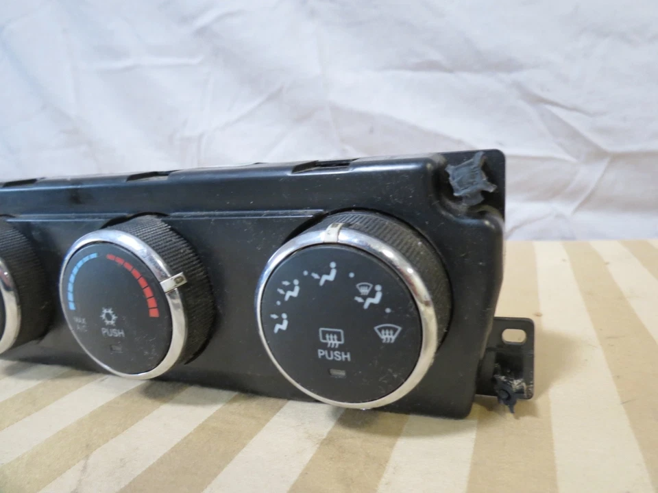 09 10 11 12 2009-2012 Dodge RAM AC Heat Temp Climate Control Module 55111290AD - Image 2 of 4