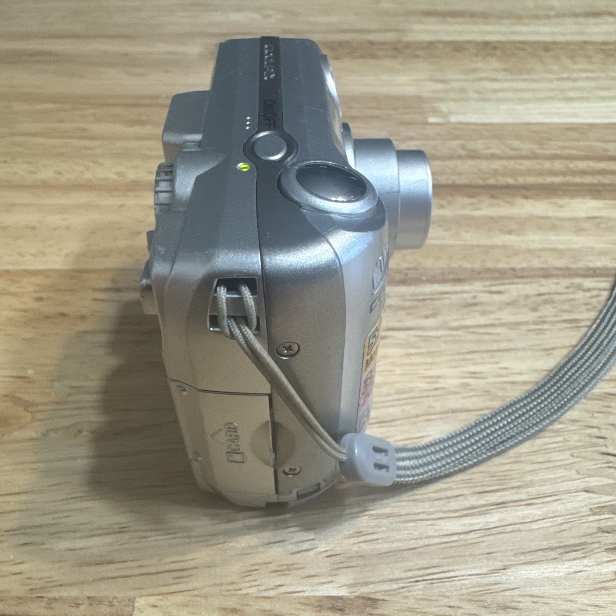 Nikon Coolpix E5600 Digital Camera Silver 5.1 Mega Pixels (Tested