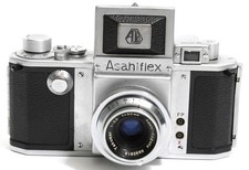 Early Asahiflex camera w. Takumar 3.5/50mm shutter need service