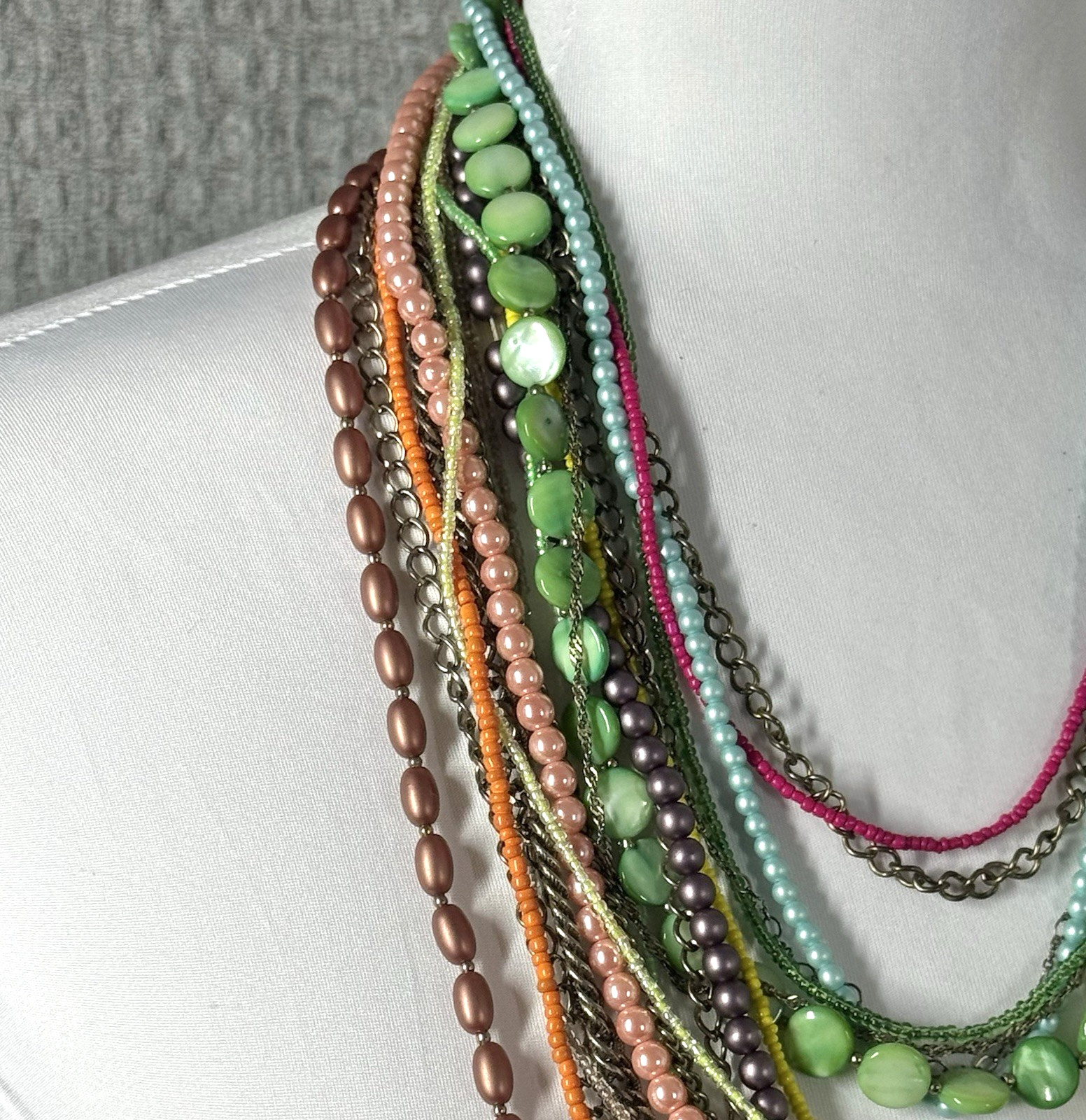 SEQUIN Beaded Statement Necklace Adjustable Chain… - image 4