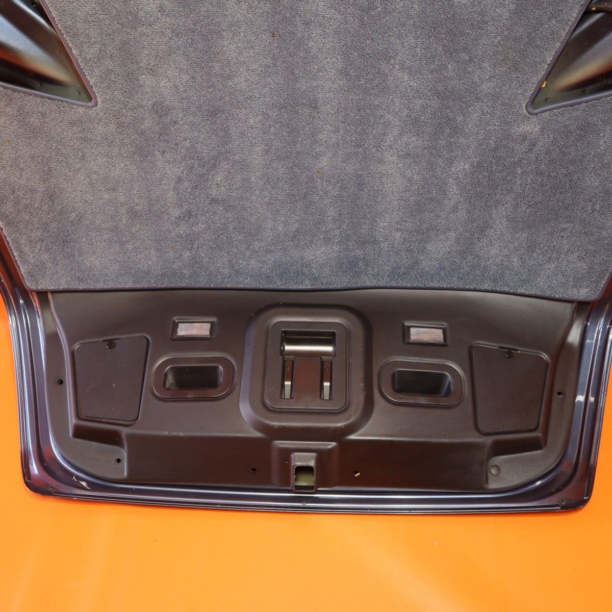 Bentley Arnage 2005-2009 Condenser compartment lid