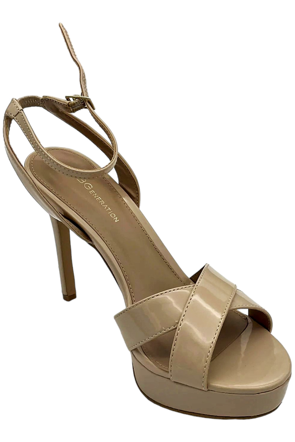 Женские сандалии Niada на платформе BCB Generation из патента Frappe