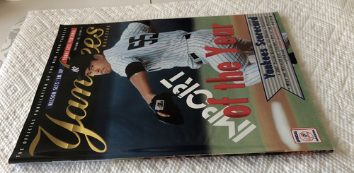 1997 Yankees Magazine Vol 18, IS 4 • Hadeki Irabu - Tino Poster - No Label - Picture 3 of 6