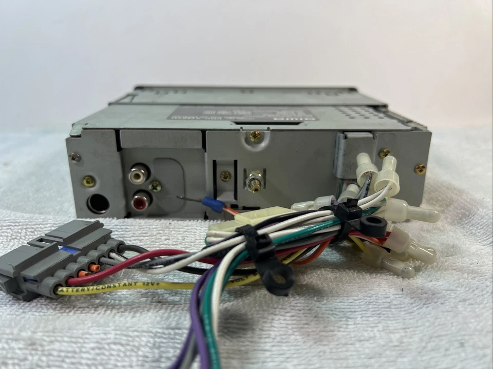 Receptor de CD para automóvil AIWA CDC-X145 Foto 4 de 4