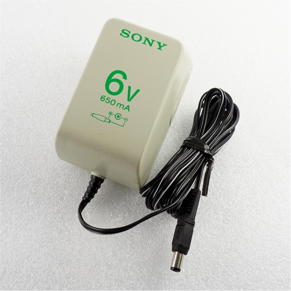 Vintage SONY AC-D4L AC Power Adapter 6VDC, 650mA for Walkman Vintage SONY AC-D4L AC Power Adapter 6VDC, 650mA for Walkman