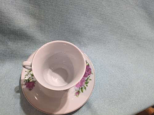 1 Set Vintage China Tea Cup and & Saucer Pink Rose Floral Gold Trim - Picture 3 of 12