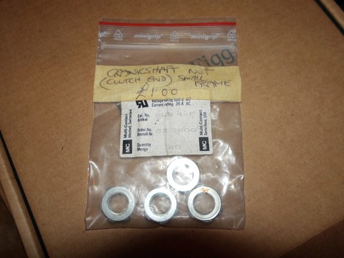 Vespa Small Frame V50 V90 V100 ET3 Kurbelwellenendmutter, original NOS, Restposten 4 Stück