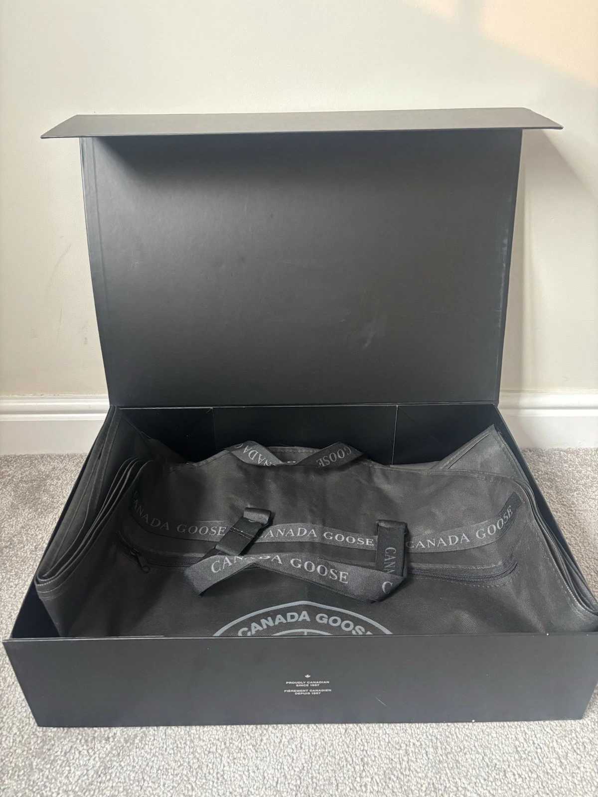 100% Originale Canada Goose Box & Dust Abbigliamento da Viaggio Giacca Tuta Cappotto Borsa