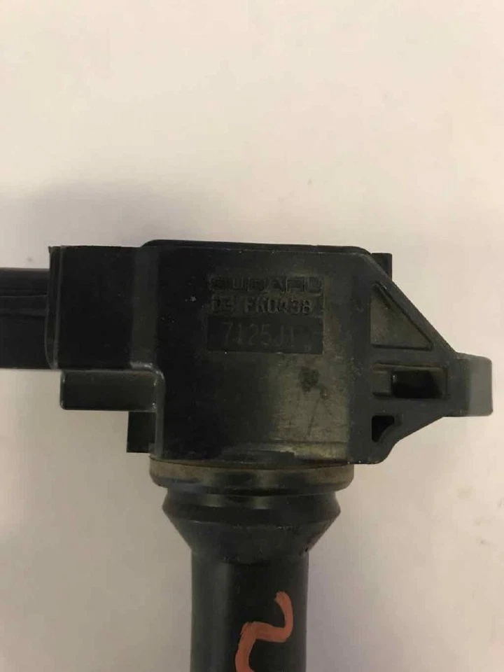 Bobina de encendido TOYOTA 86 17 18 19 20 Foto 3 de 3