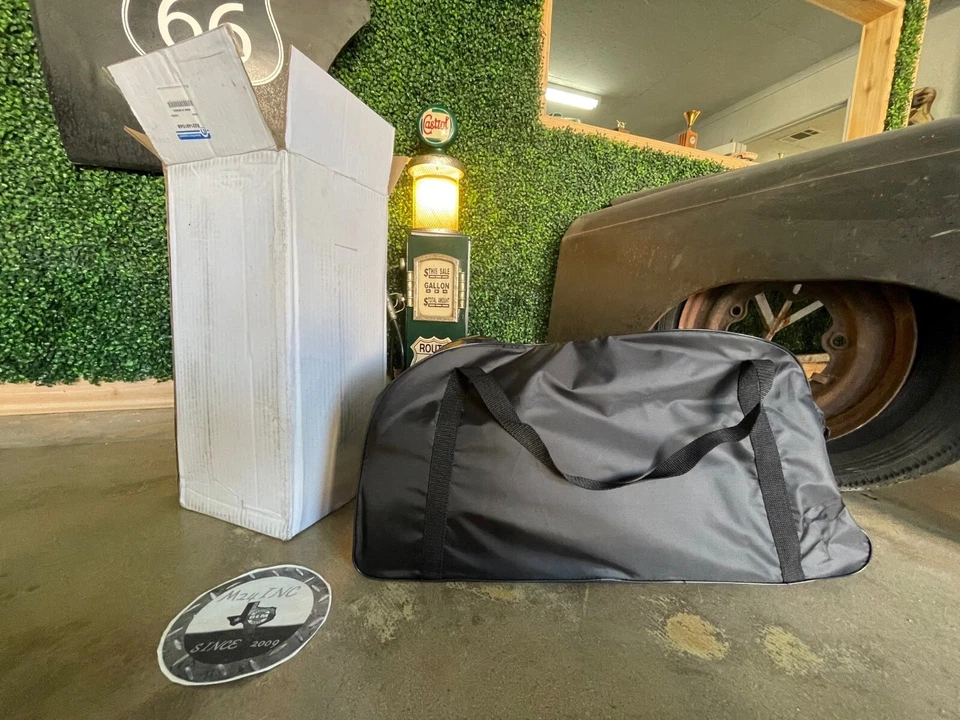 2015-2023 Dodge Challenger Mopar Car Cover with SRT Hellcat Logo 82214815AB - Изображение 2 из 4