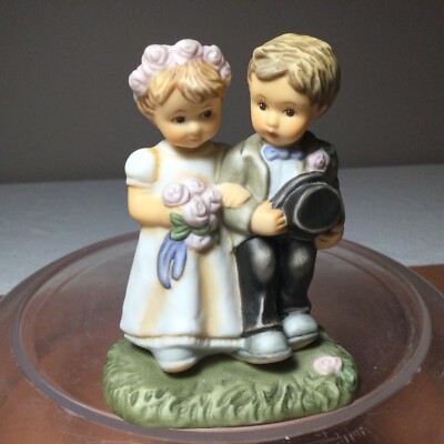 Hummel #BH167  One of Many Happy Anniversaries  Wedding Day Memories (P45)