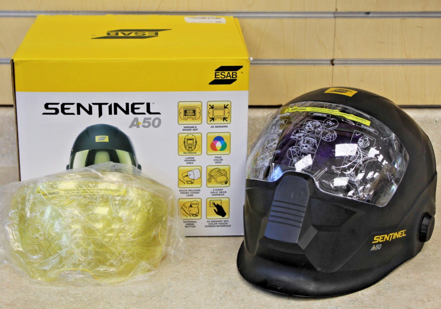 ESAB Sentinel A50 Welding Helmet - Black *Pre-owned* FREE SHIPPING