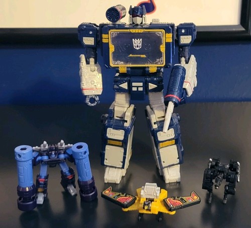 Transformers Legacy United Soundwave Rumble Ravage Buzzsaw NEW & MINT ...
