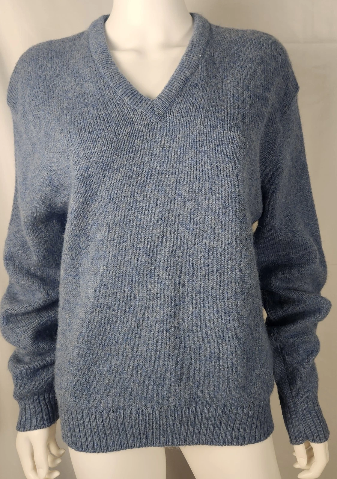 80s Jantzen Sweater Minimalist Classic Preppy Blue V Neck Wool Blend Men's M
