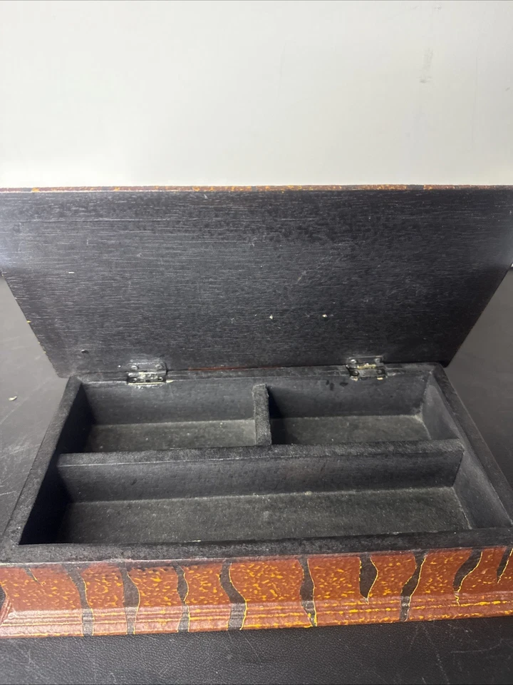 Vintage Handmade Brown Wooden Tiger Animal Print Carved Storage Box 10" - Image 3 of 4