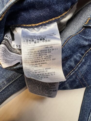 Levi’s 541 Jeans Men’s 36x31 Medium Wash Blue Denim Straight Hemmed - Imagen 9 de 15