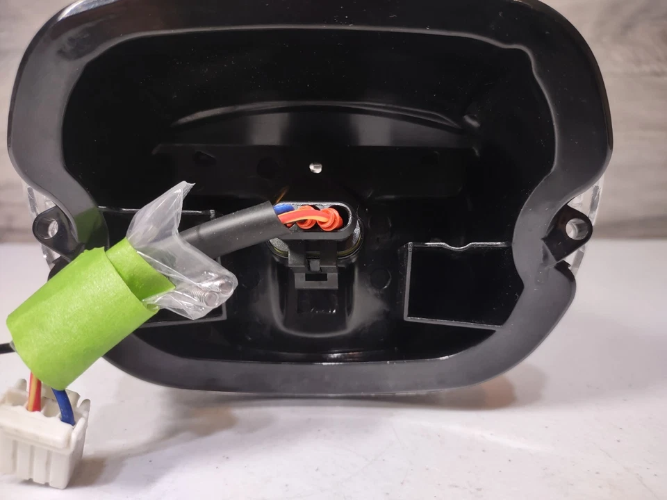 Lente de LED Harley Davidson Softail luz traseira fumê - Imagem 4 de 4