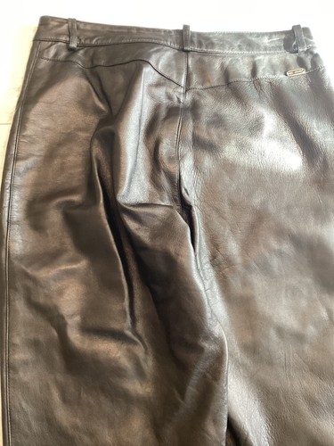 ST. JOHN SPORT BY MARIE GRAY WOMENS LAMB LEATHER PANTS SZ 10 BLACK STRAIGHT LEG - Picture 5 of 9