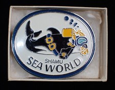 1975 SEA WORLD SHAMU KILLER WHALE BELT BUCKLE