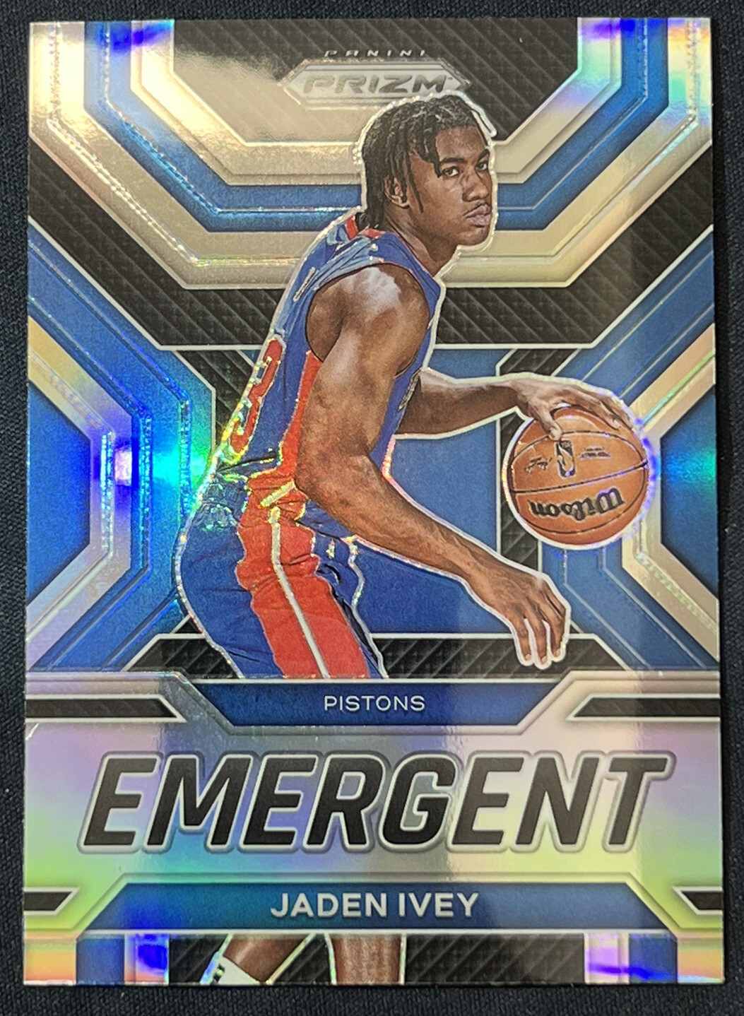 2022-23 Prizm Basketball Jaden Ivey Rookie RC Emergent #10 Silver Prizm Pistons