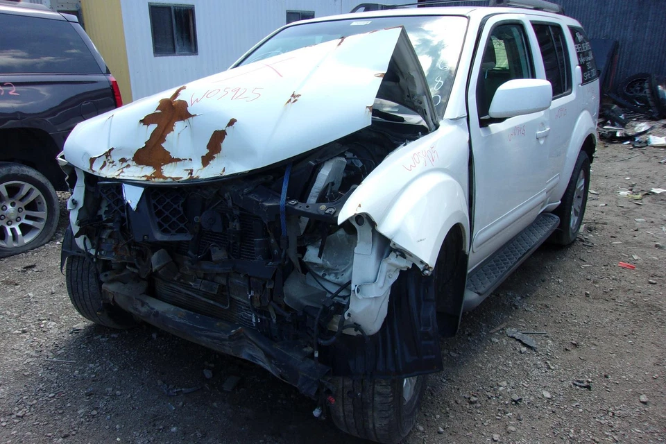 Used Fuel Pump fits: 2005 Nissan Pathfinder Pump Assembly Grade A - Imagem 2 de 4