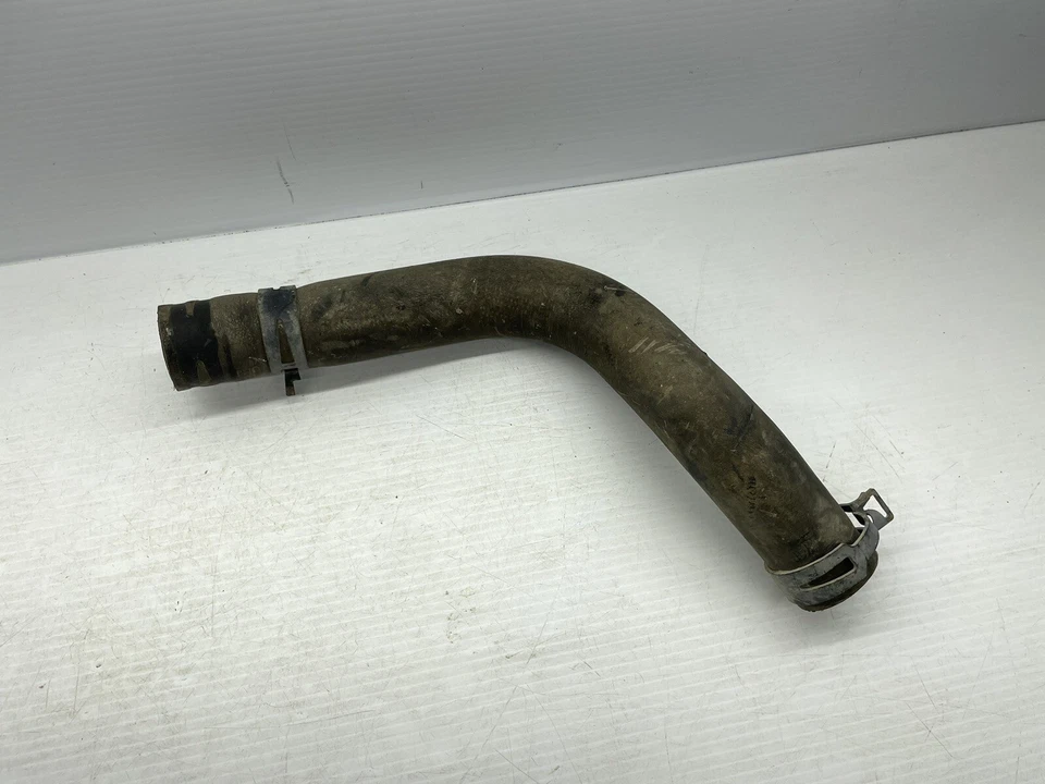 1999-2013 Chevrolet Silverado 1500 Tahoe GMC Sierra 1500 radiator hose Lower OEM - Image 2 of 4
