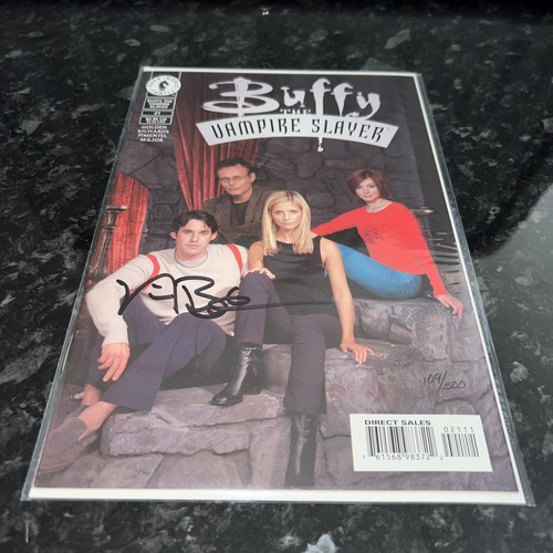 Buffy the Vampire Slayer #21 Signed By Nicholas Brendan 109/500 With COA - Picture 2 of 5