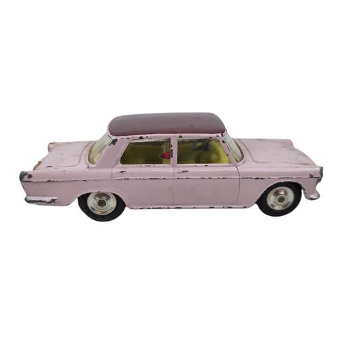 Corgi Toys 232 Fiat 2100 Pink Lilac Glidamatic Spring Suspension Boxed Die-Cast - Picture 6 of 20