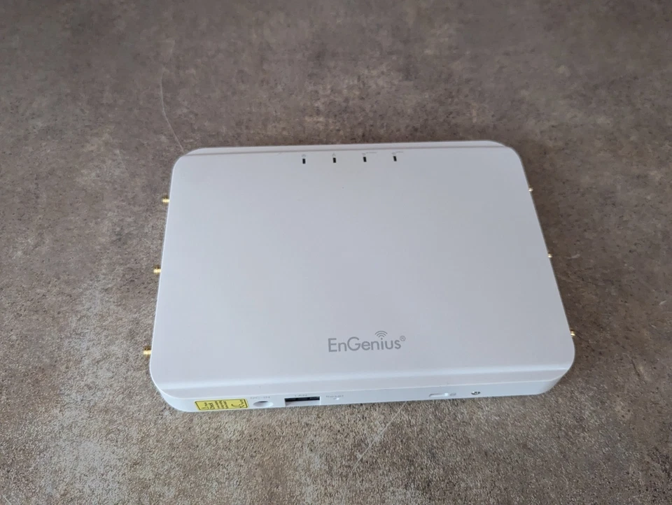 ENGENIUS WIRELESS AC 1750 INDOOR ACCESS POINT/BRIDGE ECB1750 W/ POWER CORD O2-60 - Image 3 of 4