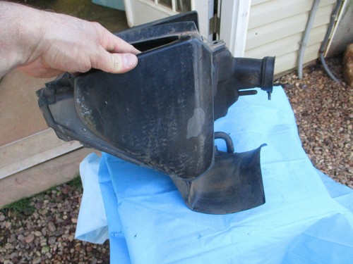 Yamaha YZ250F 2002 caja de aire - Imagen 8 de 10
